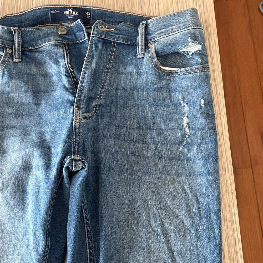 Hollister Skinny Jeans Men’s 33x32 Medium Wash Distressed Denim - Picture 3 of 8